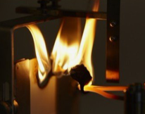 Savez-vous quelque chose sur les retardateurs de flamme?